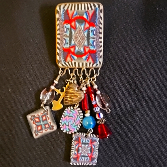 Vintage Jewelry - Vintage Artisan Brooch